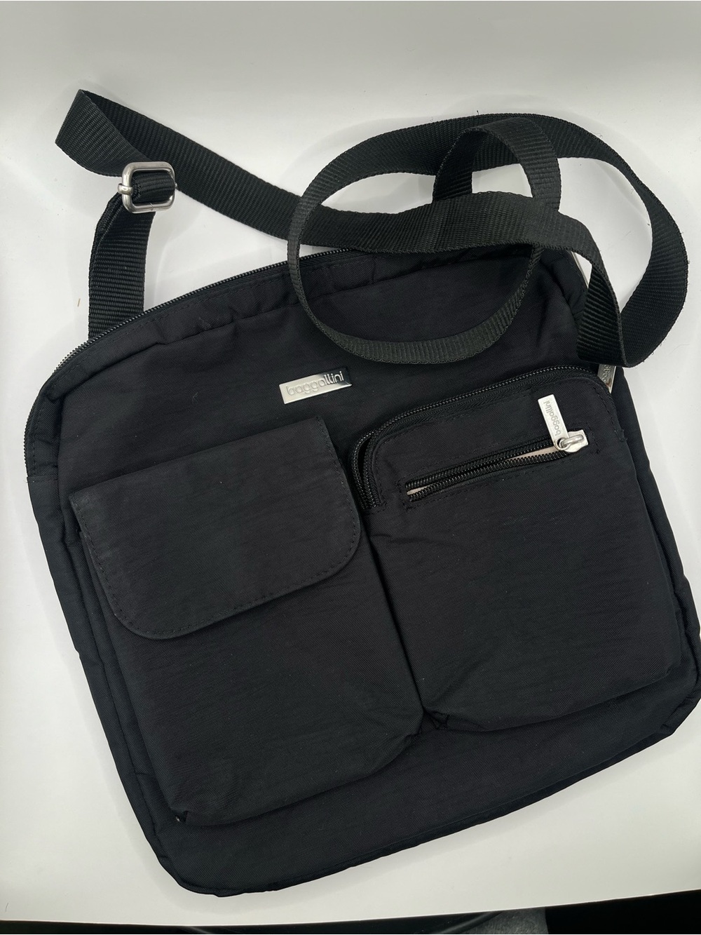 Baggallini Black Travel Crossbody Purse Bag